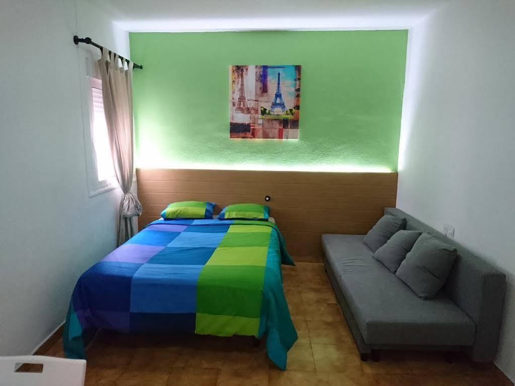 Netherlands Apartments マドリード エクステリア 写真